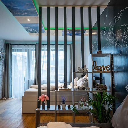 Modern Studio-Apartment In Gosau Near Hallstatt エクステリア 写真
